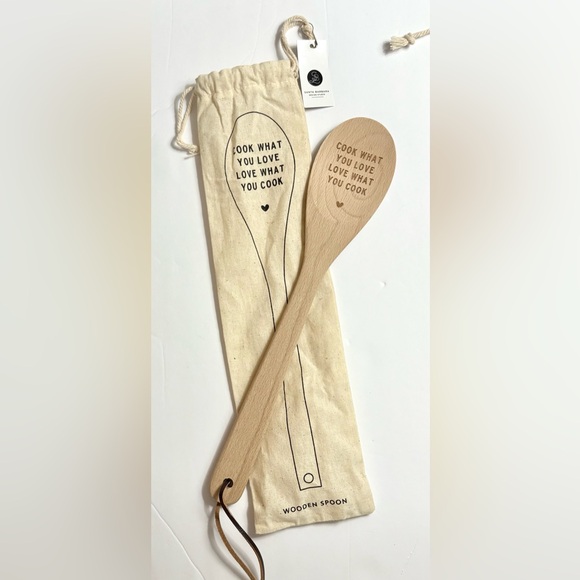 NWT Pair of Santa Barbara Design Studio Table Sugar Wooden Spoons - Engraved - Picture 3 of 9